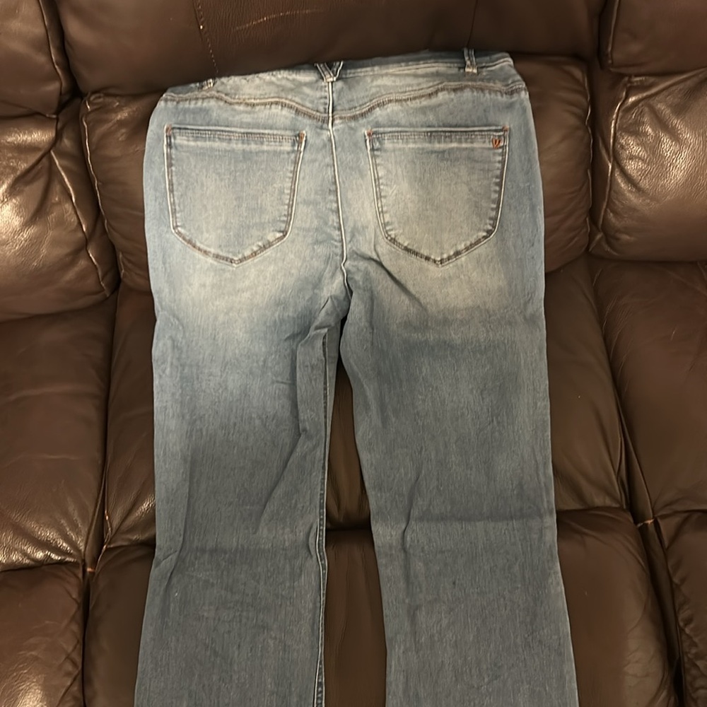 Jeans - Picture 2 of 2